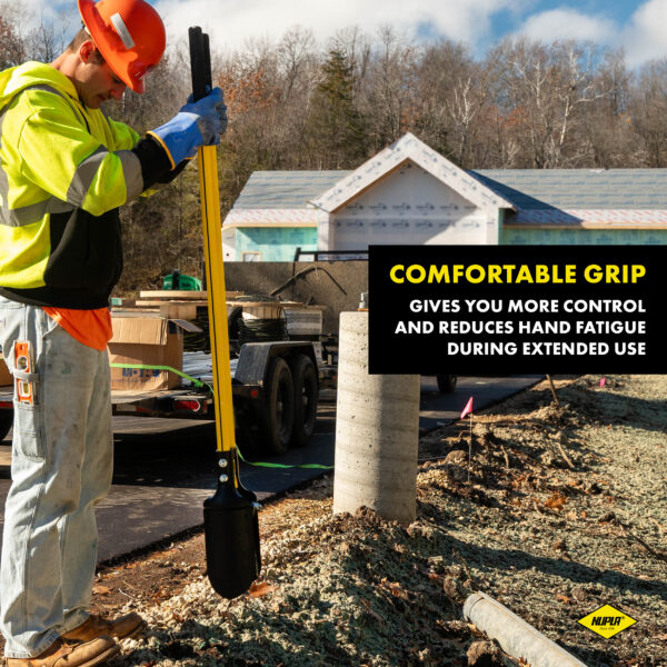 NUPLA® Post Hole Digger with 14 Gauge Blades and 48 in Classic Fiberglass Handles - Image 3